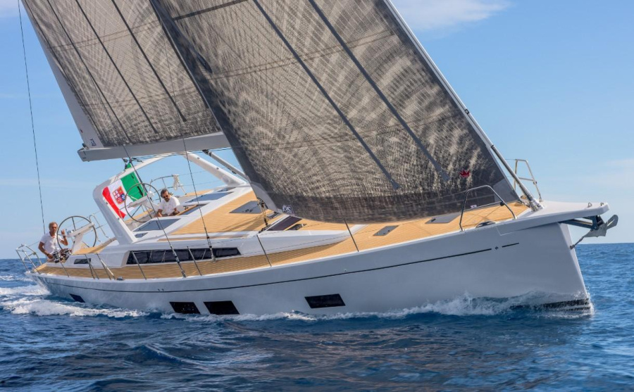 Photo #1 - Grand Soleil 52 LC (Morea) en Marina Mandalina - 39187