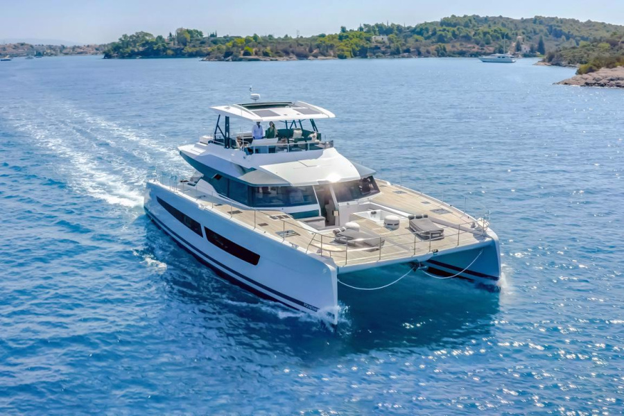 Photo #1 - Fountaine Pajot Power 67 (D2) en Athens, Alimos marina - 39248