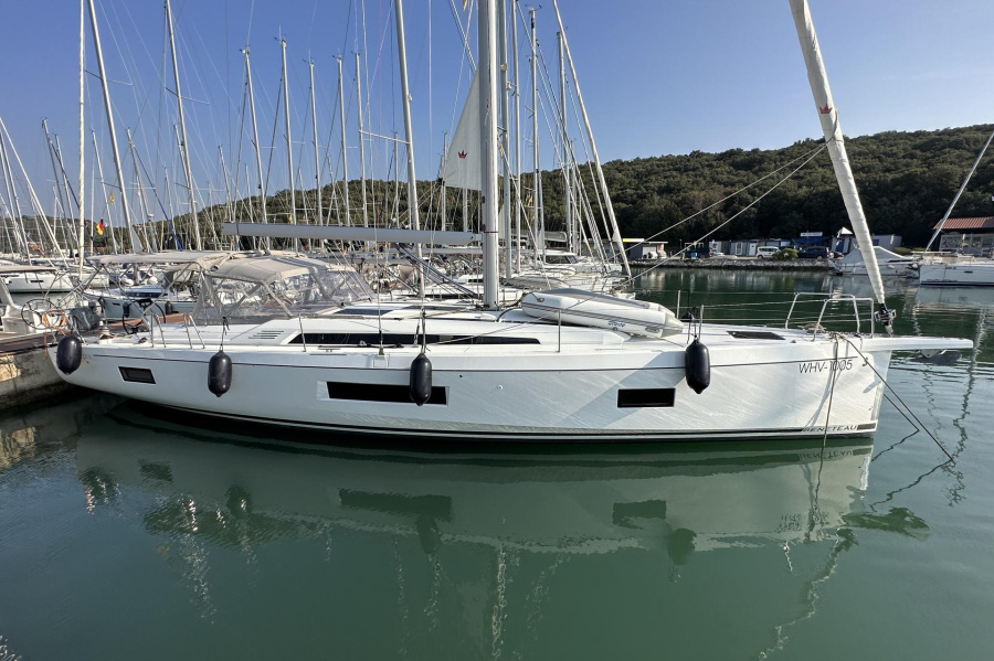 Photo #1 - Oceanis 51.1 (Dune) en Marina Frapa - 39255
