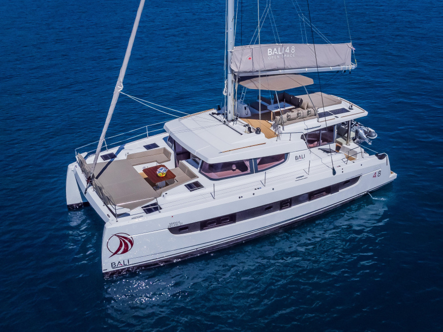 Photo #1 - Bali 4.8 - 5 + 2 cab (Manul) en Komolac, ACI Marina - 39278