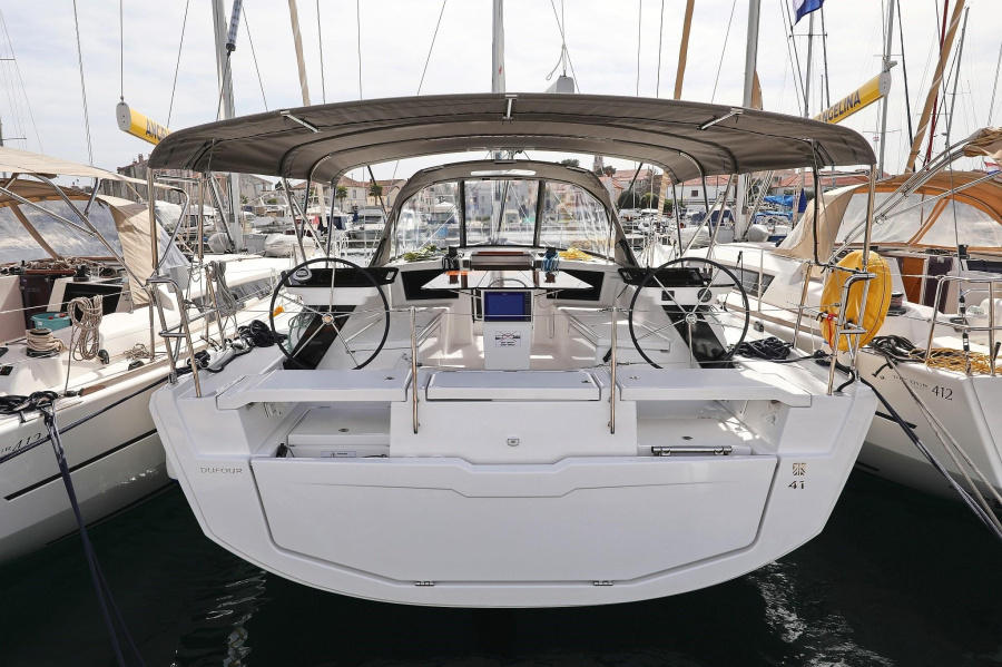 Photo #1 - Dufour 41 - 3 cab. (Kairos) en ACI Marina - 39338
