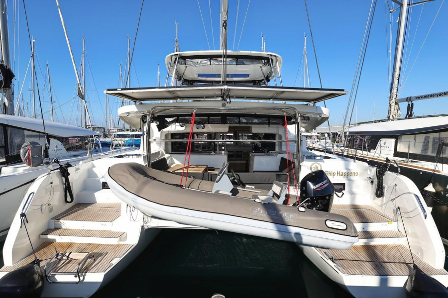 Photo #1 - Lagoon 46 - 4 + 2 cab. (Ship Happens) en D-Marin Dalmacija Marina - 39445
