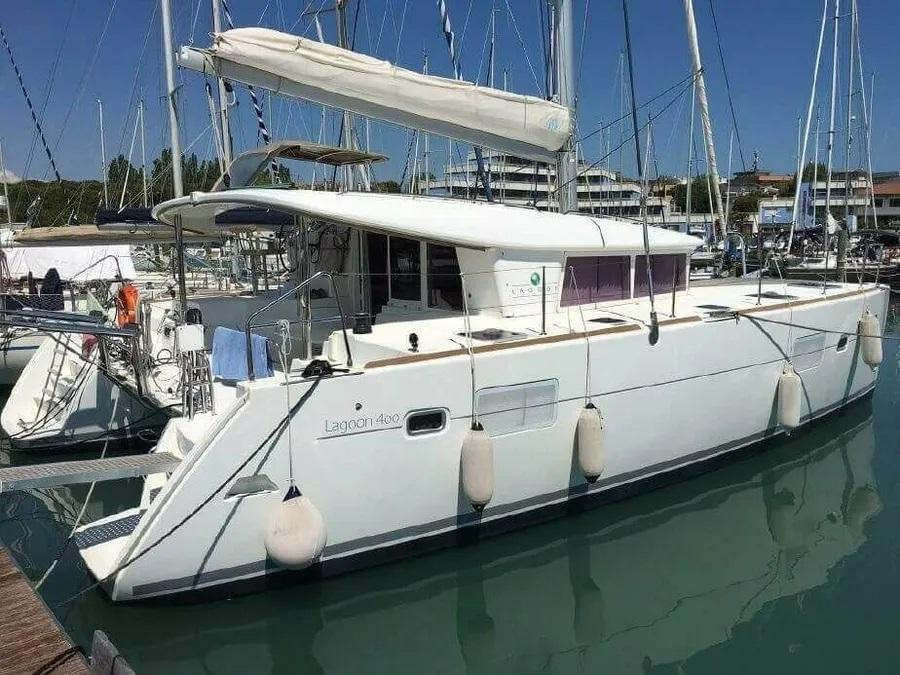 Photo #1 - Lagoon 400 S2 - 4 + 2 cab. (Diego) en D-Marin Dalmacija Marina - 39493