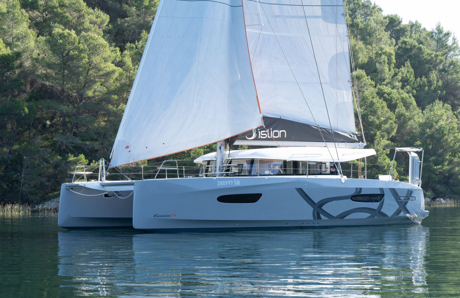 Photo #1 - Excess 14 - 4 + 2 cab. (First Journey) en ACI Marina - 39516