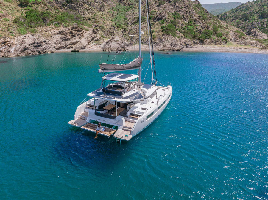 Photo #1 - Lagoon 51 - 6 + 1 cab. (Lavina) en Komolac, ACI Marina - 39532