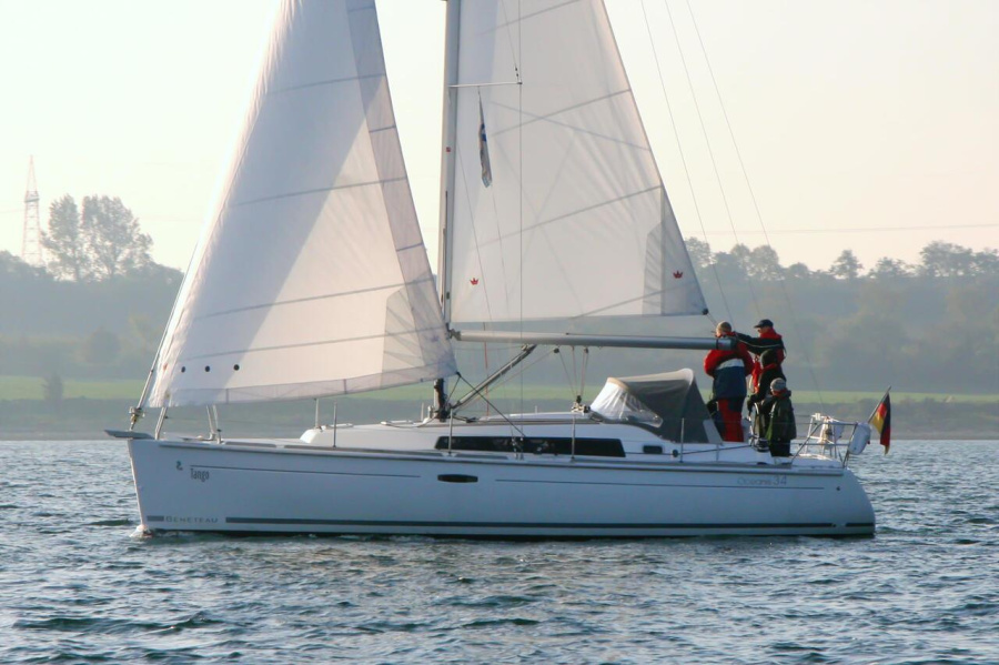 Photo #1 - Oceanis 34.2 (Tango) en  - 39618