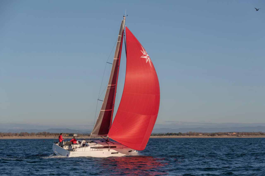 Photo #1 - Sun Odyssey 380 - 3 cab. (Bella Mia) en Golfo Aranci Marina Dell’Isola - 39641