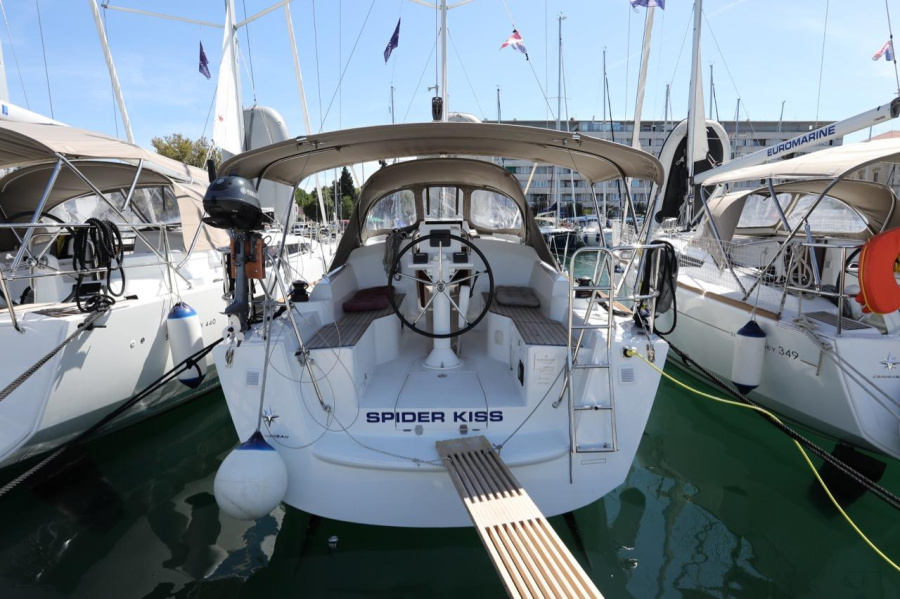 Photo #1 - Sun Odyssey 319 - 2 cab. (Spider Kiss) en ACI Marina - 39912