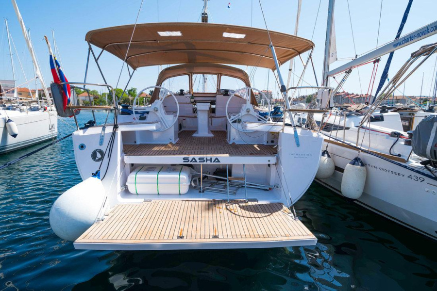 Photo #1 - Elan Impression 50 - 5 + 1 cab. (Sasha) en Marina Kornati - 40325