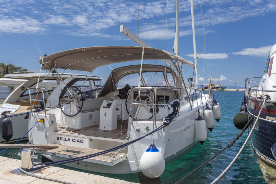 Photo #1 - Sun Odyssey 410 - 3 cab. (Bella Ciao) en Komolac, ACI Marina - 40397