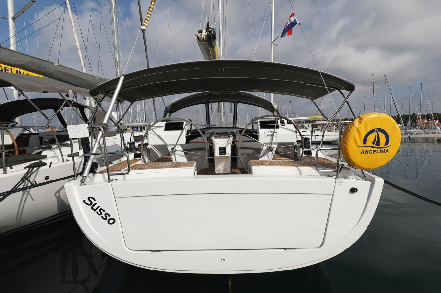 Photo #1 - Hanse 455 - 3 cab. (Susso) en Marina Šangulin - 40693