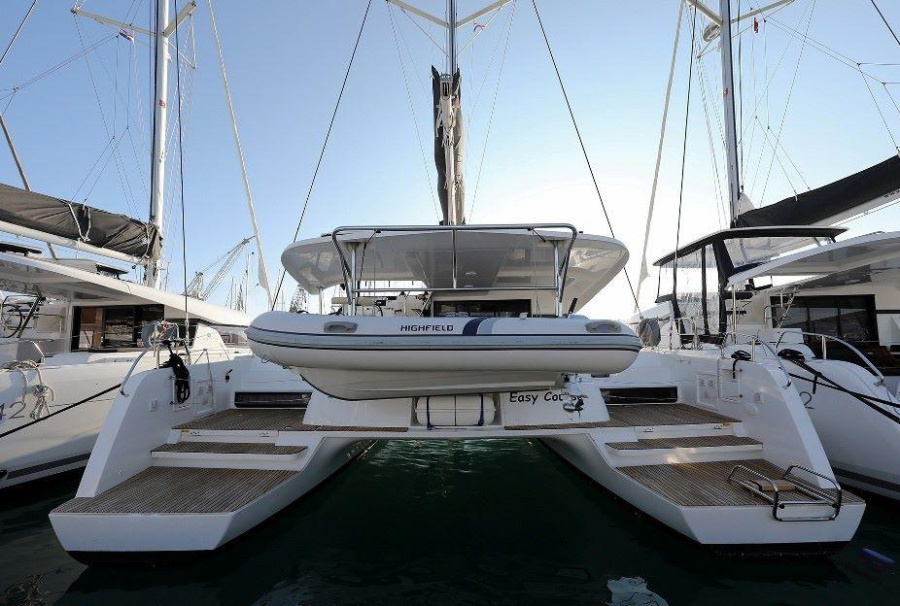 Photo #1 - Lagoon 42 - 4 + 2 cab. (Easy Course) en Marina (ex.SCT) - 40730