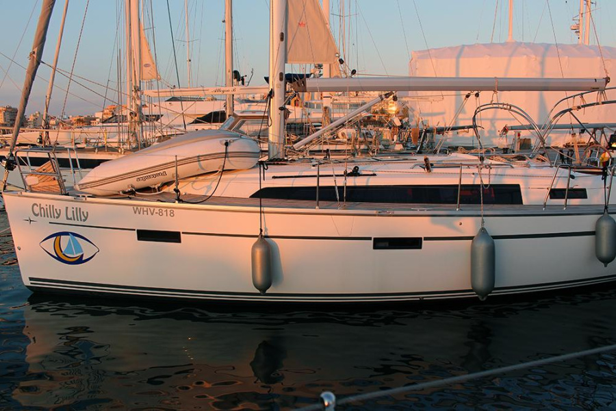 Photo #1 - Bavaria Cruiser 37 - 3 cab. (Chilly Lilly) en Arenal/Playa de Palma - 41150