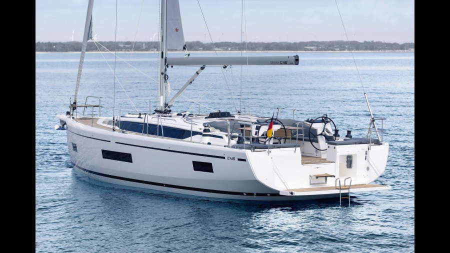 Photo #1 - Bavaria C46 - 4 cab. (Art N) en Marina - 41252