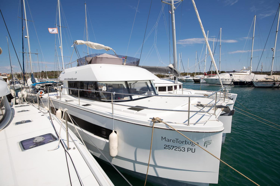 Photo #1 - Fountaine Pajot MY 37 (Mare Tortuga) en Pula, ACI Marina - 41371