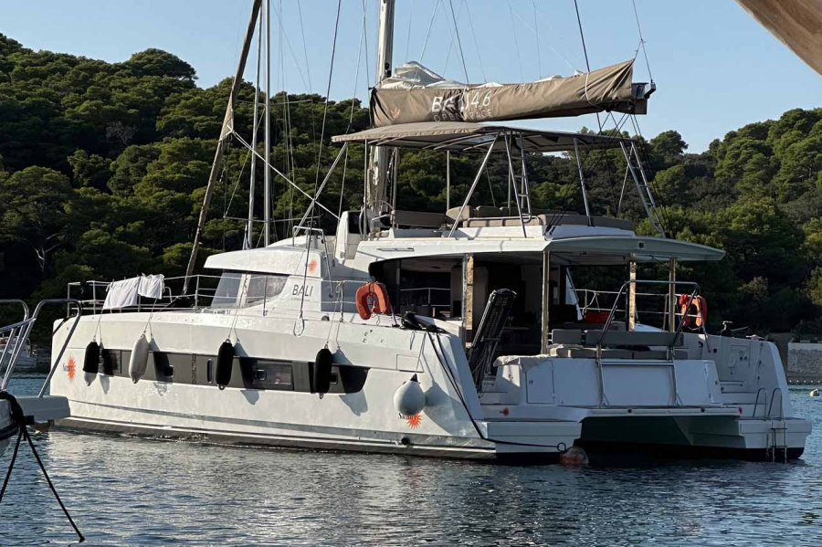 Photo #1 - Bali 4.6 - 5 + 1 cab. (Sunny) en Marina (ex.SCT) - 41869