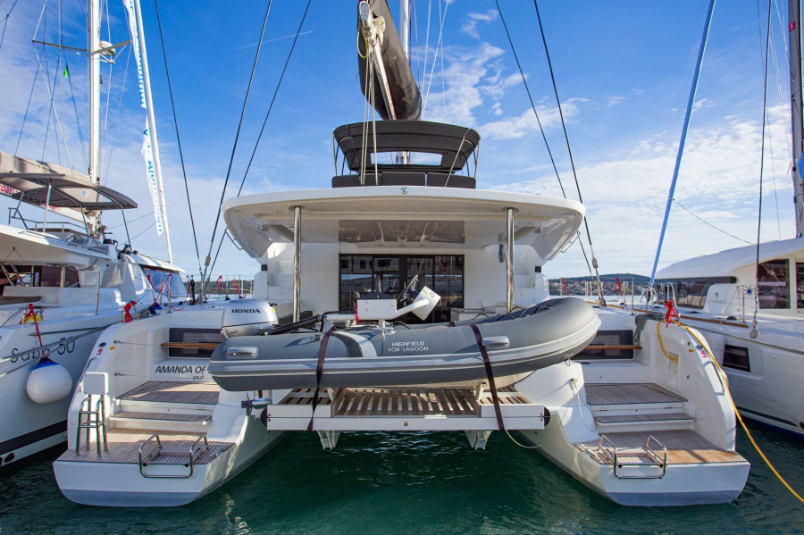 Photo #1 - Lagoon 50 (Sail La Vie) en Yachtclub Seget (Marina Baotić) - 42012