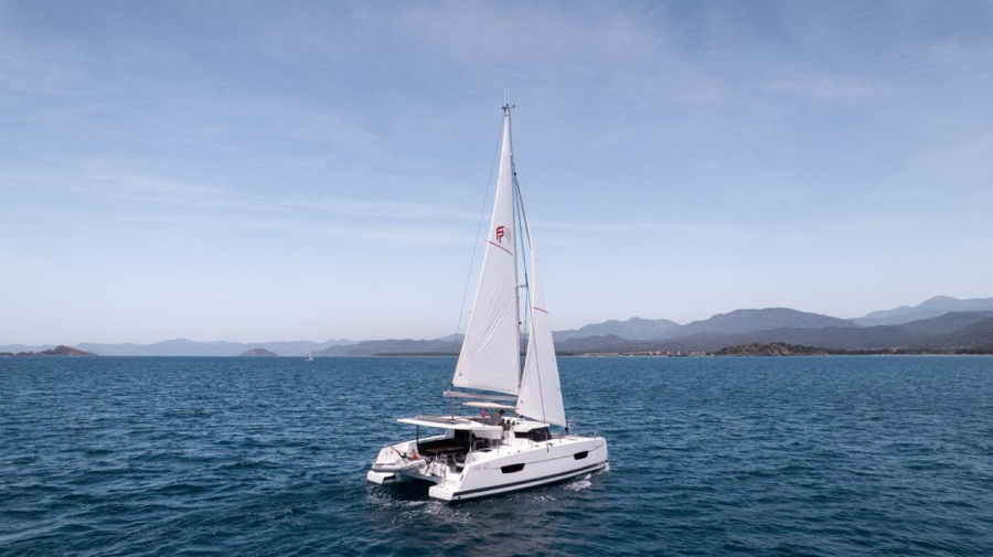 Photo #1 - Fountaine Pajot Isla 40 - 4 cab. (Portofino) en Yacht Classic Hotel Marina - 42454