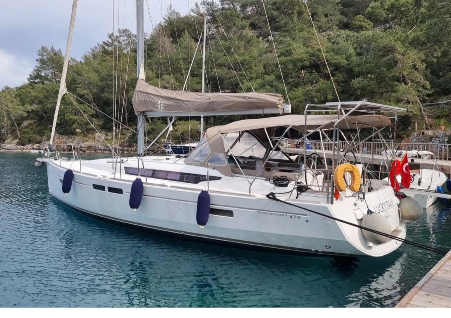 Photo #1 - Sun Odyssey 479 - 3 cab. (Lucky Rain) en Ece Saray Marina Resort - 43022