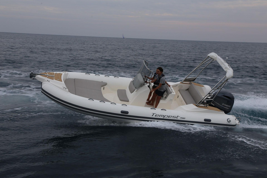 Photo #1 - Tempest 700 Open (NN) en Marina di Yachting Services - 43197