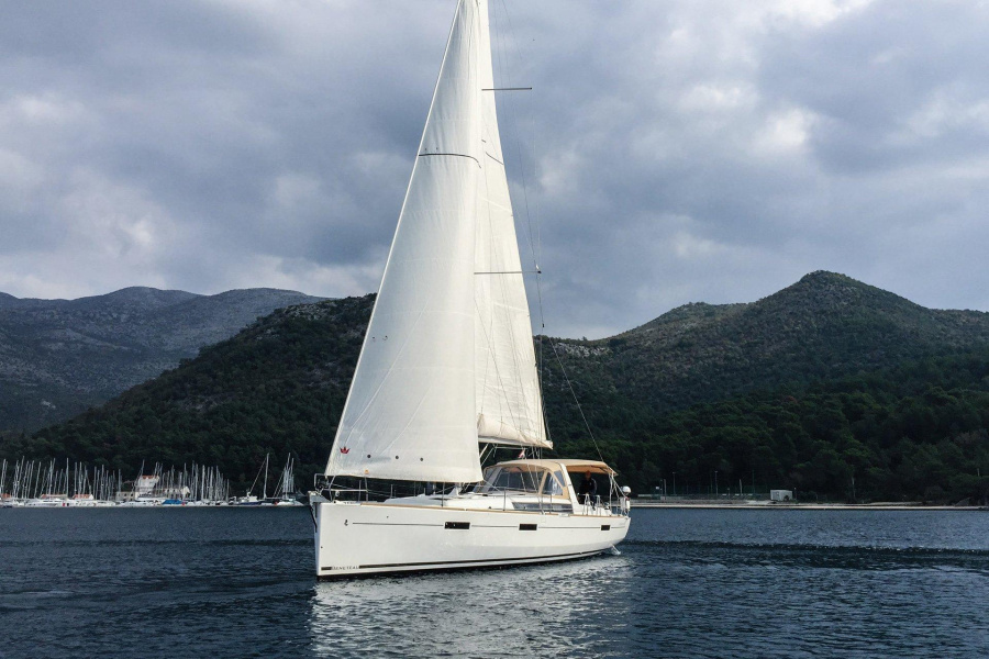 Photo #1 - Oceanis 45 - 4 cab. (Mambo 1) en Porto Montenegro - 43215