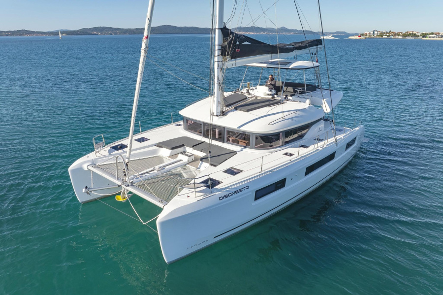 Photo #1 - Lagoon 51 - 6 + 1 cab. (Disonesto) en D-Marin Dalmacija Marina - 43232