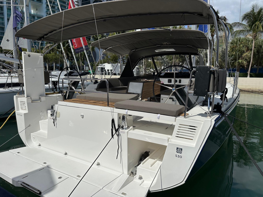 Photo #1 - Dufour 530 - 4 cab. (Dream Big) en Resort & Marina - 43290
