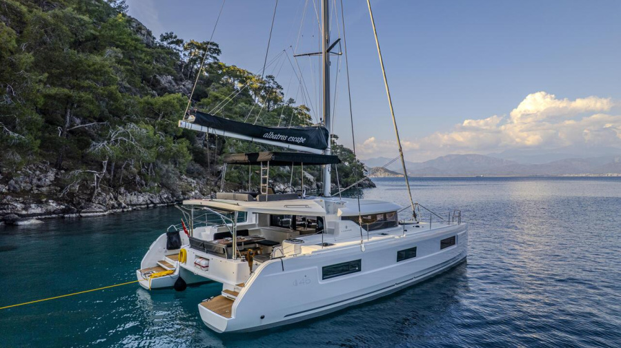Photo #1 - Lagoon 46 - 4 + 2 cab. (Albatros Escape) en Ece Saray Marina Resort - 43409