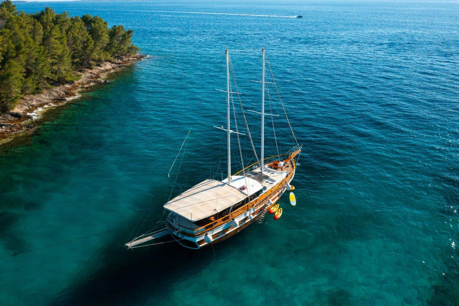 Photo #1 - M/S Allure (Allure) en Gruž - 61231