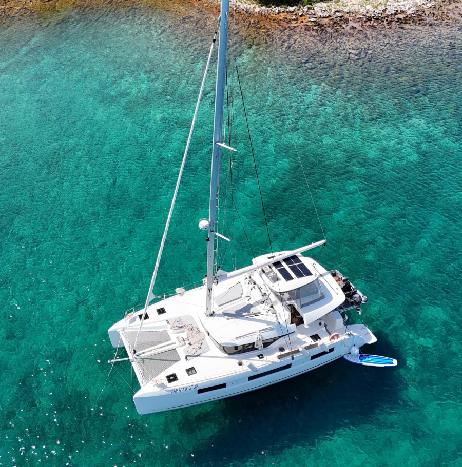 Photo #1 - Lagoon 51 - 6 + 2 cab. (Zarathustra) en D-Marin Dalmacija Marina - 61334