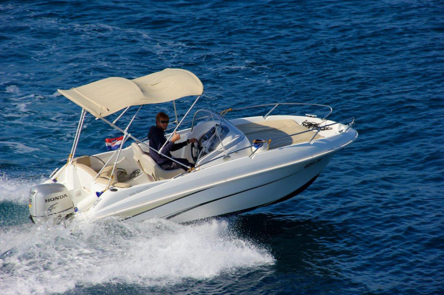 Photo #1 - Beneteau 550 Flyer (Benetau Flyer 550 Sun Deck) en ACI Marina - 43918