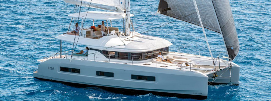 Photo #1 - Lagoon 55 - 4 + 2 cab. (IRISEMMA) en de Mallorca, Marina Naviera Balear - 62046