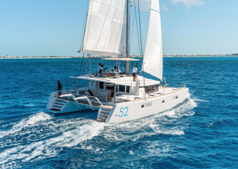Photo #1 - Lagoon 52 - 5 + 1 cab. (Sea Runner II) en BVI, Hodge's Creek Marina - 61986