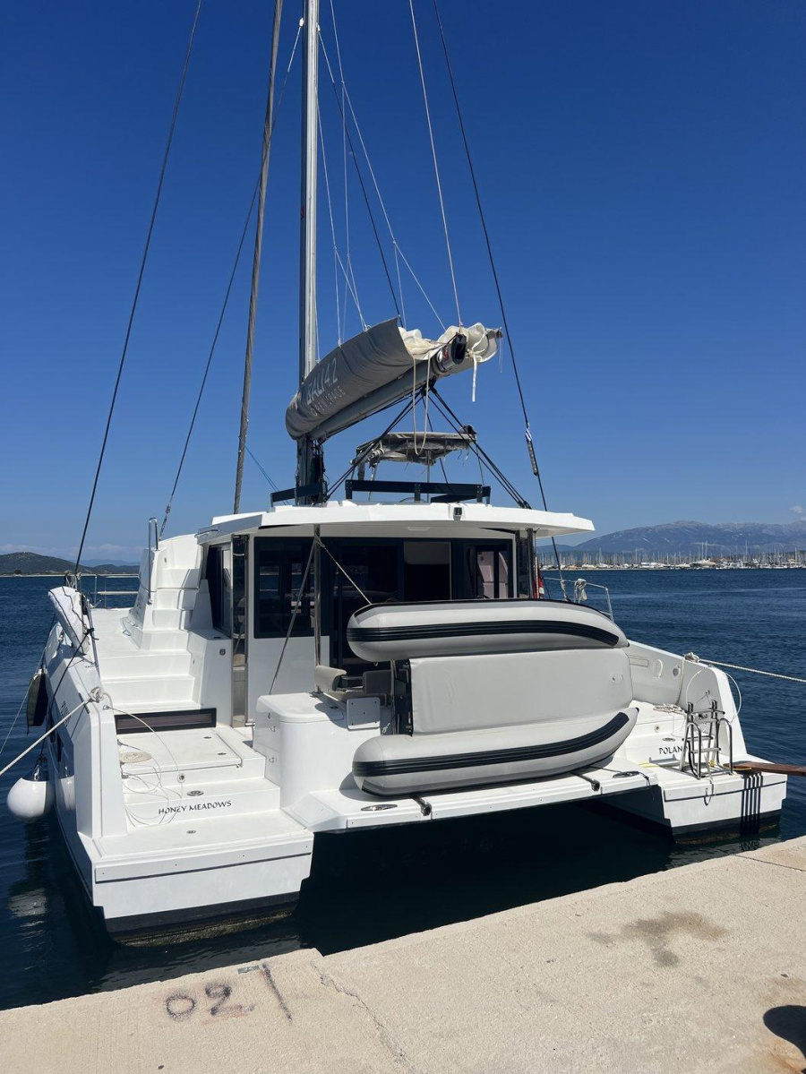 Photo #1 - Bali 4.2 - 4 + 1 cab. (Honey Meadow) en Main Port - 62068