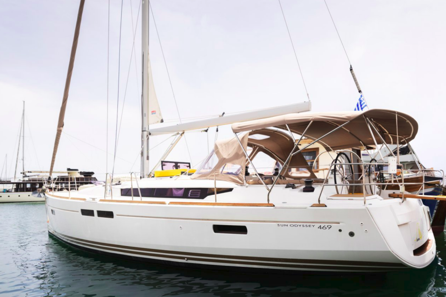 Photo #1 - Sun Odyssey 469 (Lemon) en Main Port - 61748