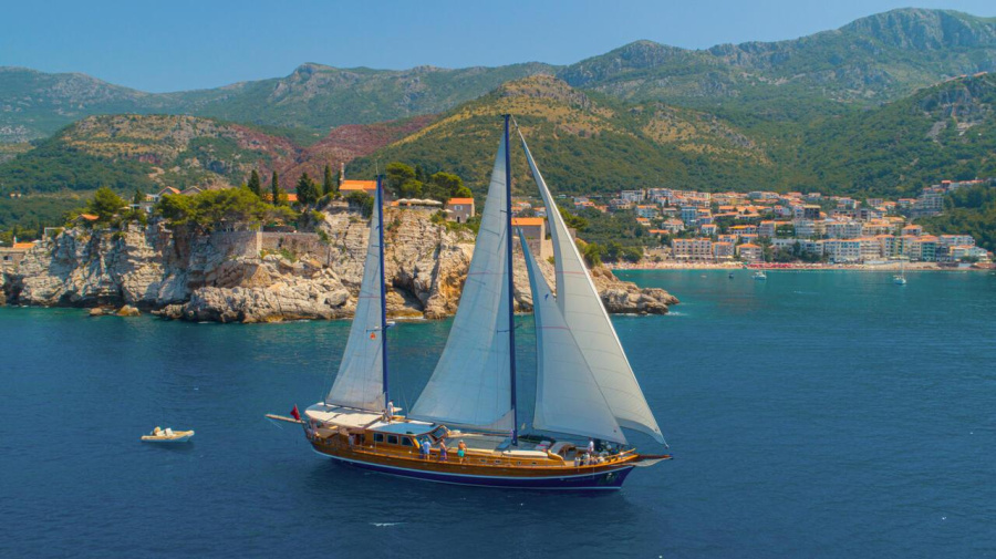Photo #1 - Kaptan Sevket (Kaptan Sevket) en Porto Montenegro - 63267