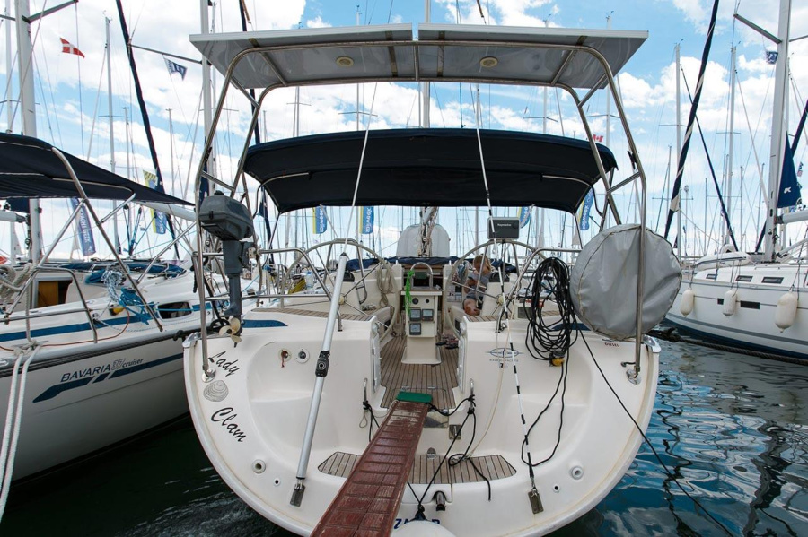Photo #1 - Bavaria 42 Cruiser (Lady Clam) en ACI Marina - 63704