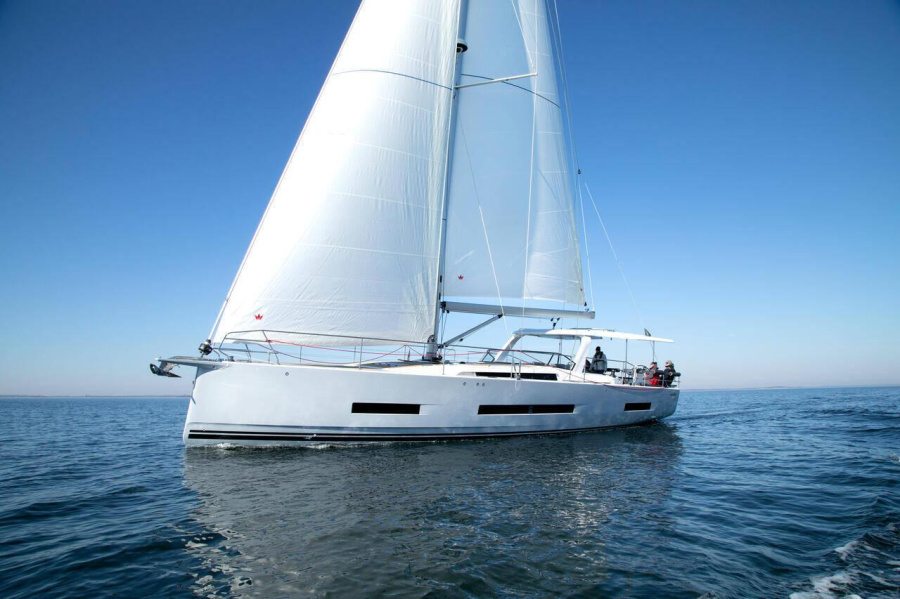 Photo #1 - Hanse 590 (Art H) en Marina - 63874