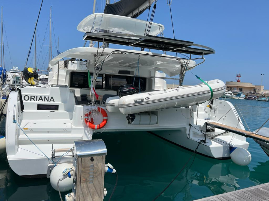Photo #1 - Lagoon 46 Fly (Oriana) en Capo D'orlando Marina - 64215