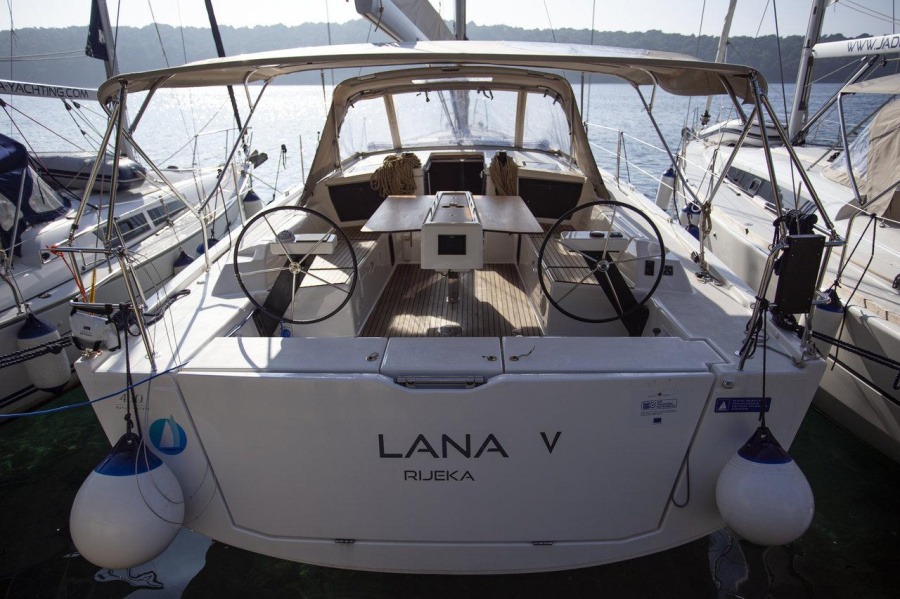 Photo #1 - Dufour 430 GL (Lana V) en ACI Marina - 64126