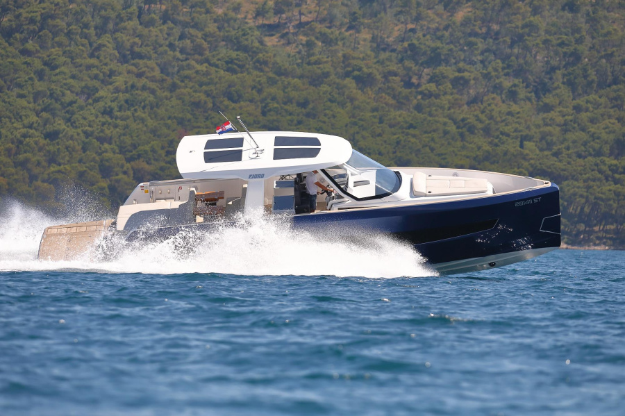 Photo #1 - Fjord 41 XL (Instant Crush) en Marina - 64327