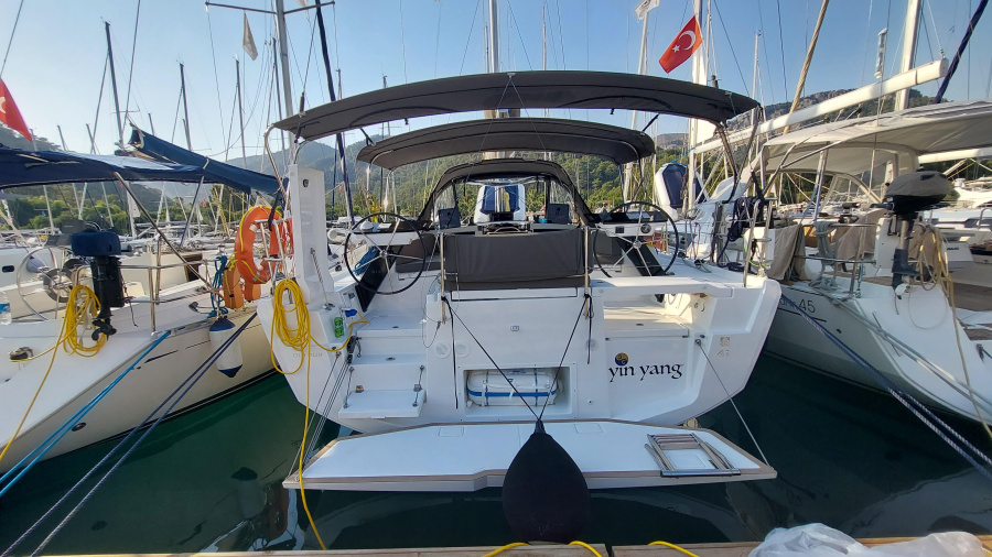 Photo #1 - Dufour 41 - 3 cab. (Yin Yang) en Setur Göcek Village Port - 64235