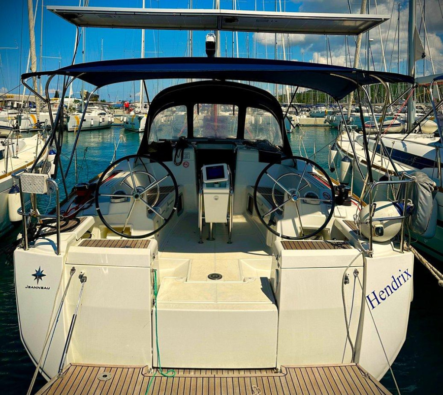 Photo #1 - Sun Odyssey 419 - 3 cab. (Hendrix) en D-Marin Dalmacija Marina - 65891