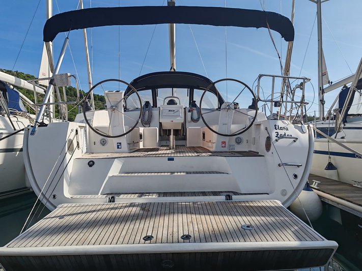 Photo #1 - Bavaria Cruiser 46 - 4 cab. (Elara) en Marina - 65904