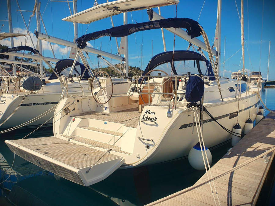 Photo #1 - Bavaria Cruiser 46 - 4 cab. (Rhea) en Marina - 65917