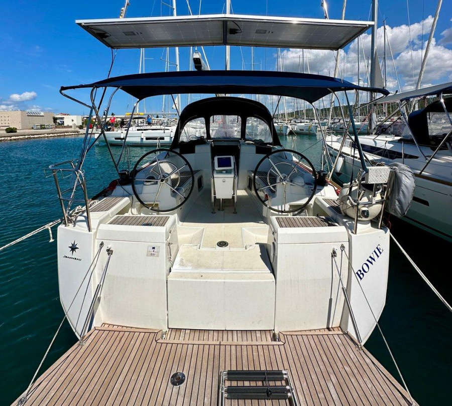 Photo #1 - Sun Odyssey 419 - 3 cab. (Bowie) en D-Marin Dalmacija Marina - 65923