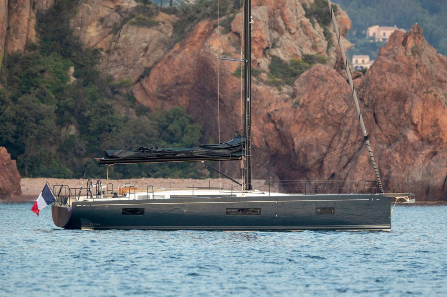 Photo #1 - First 53 - 3 + 1 cab. (Zenith) en Marina - 64898
