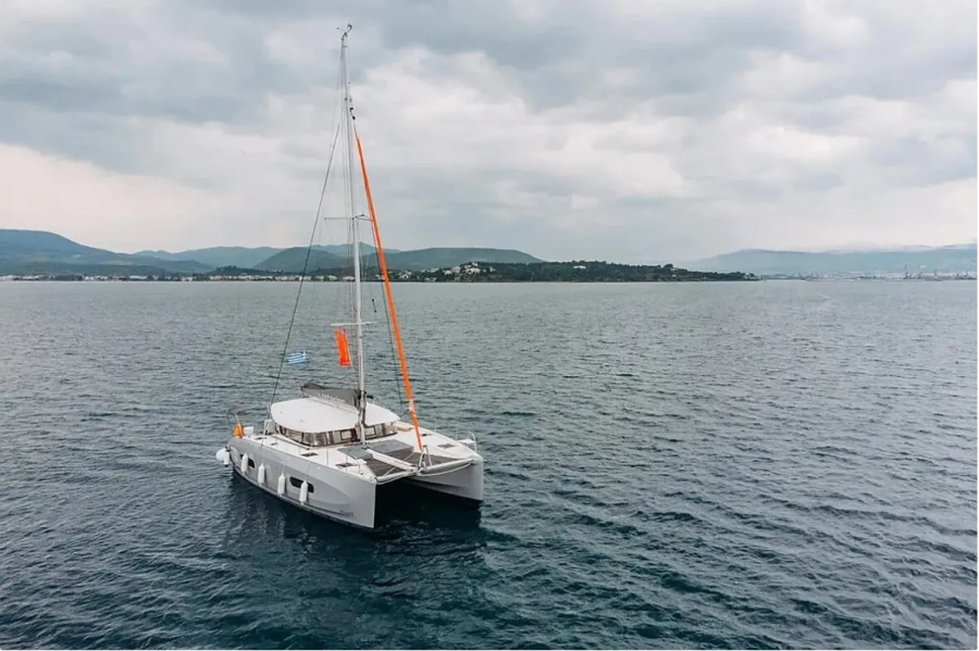 Photo #1 - Excess 11 - 4 cab. (Lydia) en Lefkas, Nikiana Marina - 64926