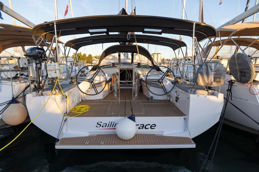 Photo #1 - Elan E6 (Sailing Grace) en Marina Kornati - 65298