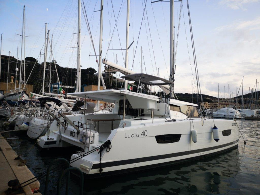 Photo #1 - Fountaine Pajot Lucia 40 - 4 cab. (Ines) en  - 65975